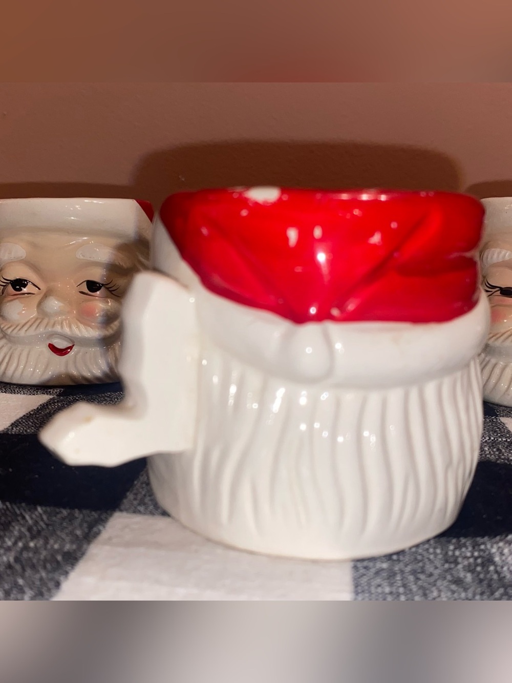 COMMODORE Vintage Mid-Century Ceramic“NOEL” Winking Santa Small Mug Set (4) - Picture 12 of 16